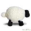 Aurora Shaun, a bárány: Shirley plüssfigura – 23 cm