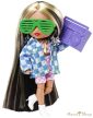 BARBIE - Extravagáns Mini Baba - Melírozott hajú baba kockás kabátban