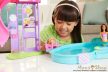 Barbie: Medencés Buli Játékszett Csúszdával És +20 Kiegészítővel (JFP01)