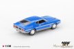 Mini GT - 1/64 Ford Mustang Mach 1 1973 kék (Grabber Blue)